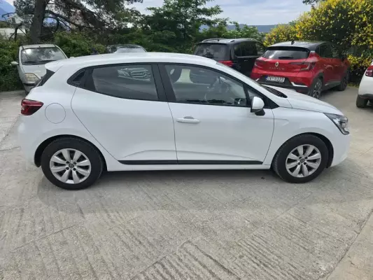 Renault Clio for rent in Bijela