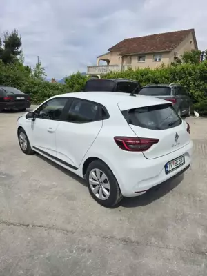 Renault Clio for rent in Bijela