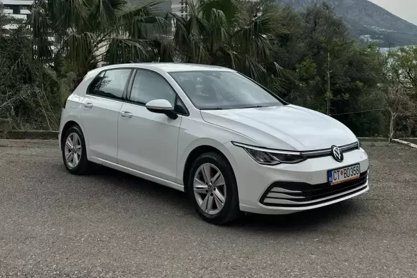 Volkswagen Golf for rent in Rose