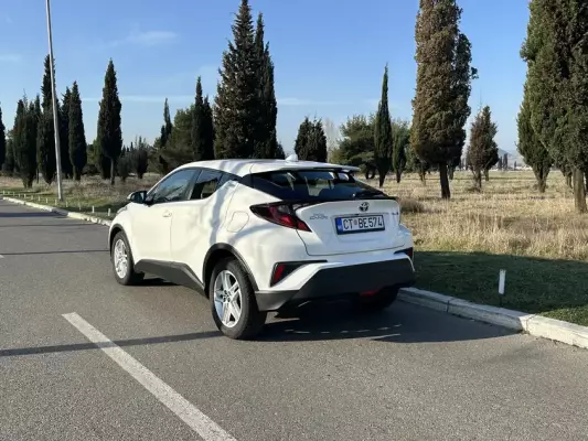 Toyota C-HR for rent in Prcanj