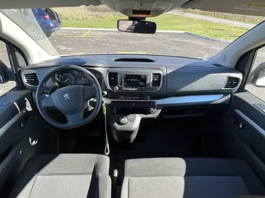 Peugeot Traveller for rent in Montenegro