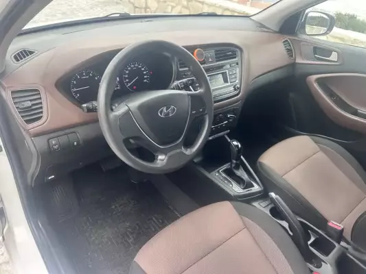 Hyundai i20 for rent in Bijela