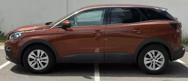 Peugeot 3008 for rent in Rose