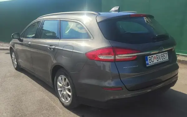 Ford Mondeo for rent in Bečići