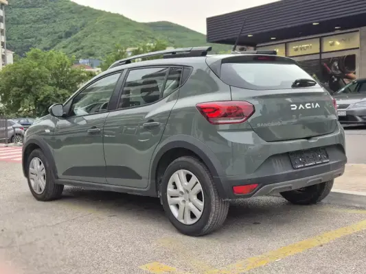 Dacia Sandero Stepway for rent in Radovici