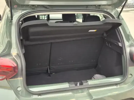 Dacia Sandero Stepway for rent in Radovici