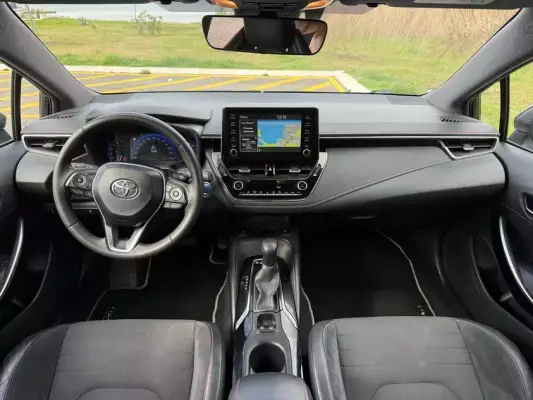 Toyota Corolla for rent in Bečići