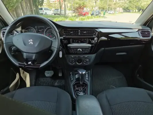 Peugeot 301 for rent in Niksic
