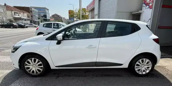 Renault Clio for rent in Podgorica