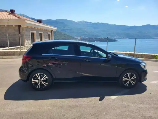 Mercedes A180 for rent in Kotor