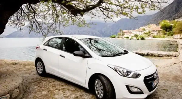 Hyundai i30 for rent in Prcanj