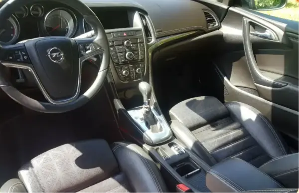 Opel Cascada for rent in Rezevici