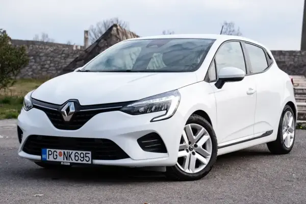 Renault Clio for rent in Montenegro