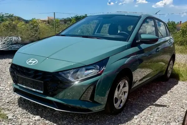 Hyundai i20 for rent in Perast