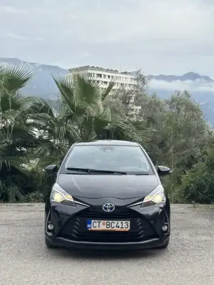 Toyota Yaris for rent in Perast