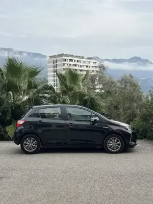 Toyota Yaris for rent in Bijela